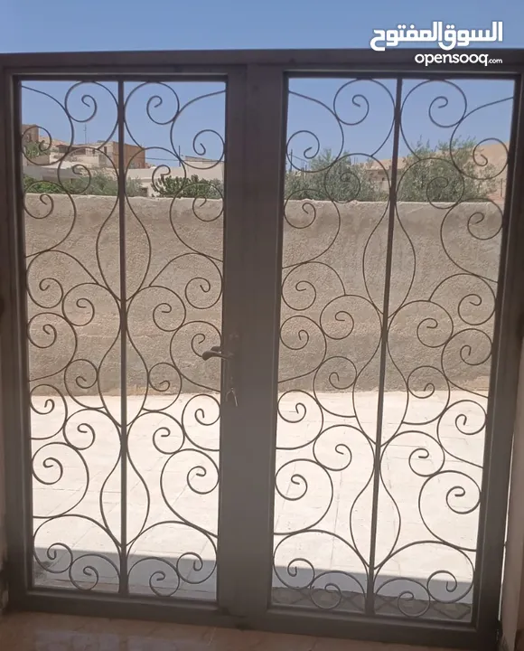 باب حديد للبيع