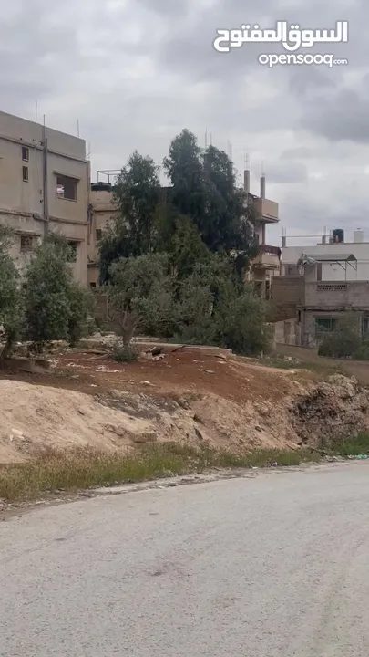بيت طابقين 3 شقق وتسوية على قطعة ارض مساحة دنم وربع وعلى شارعين