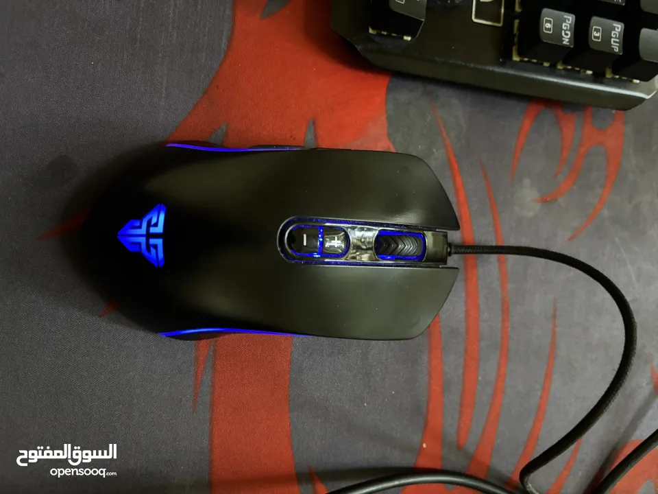 قطع واكسسورات pc للبيع او للبدل