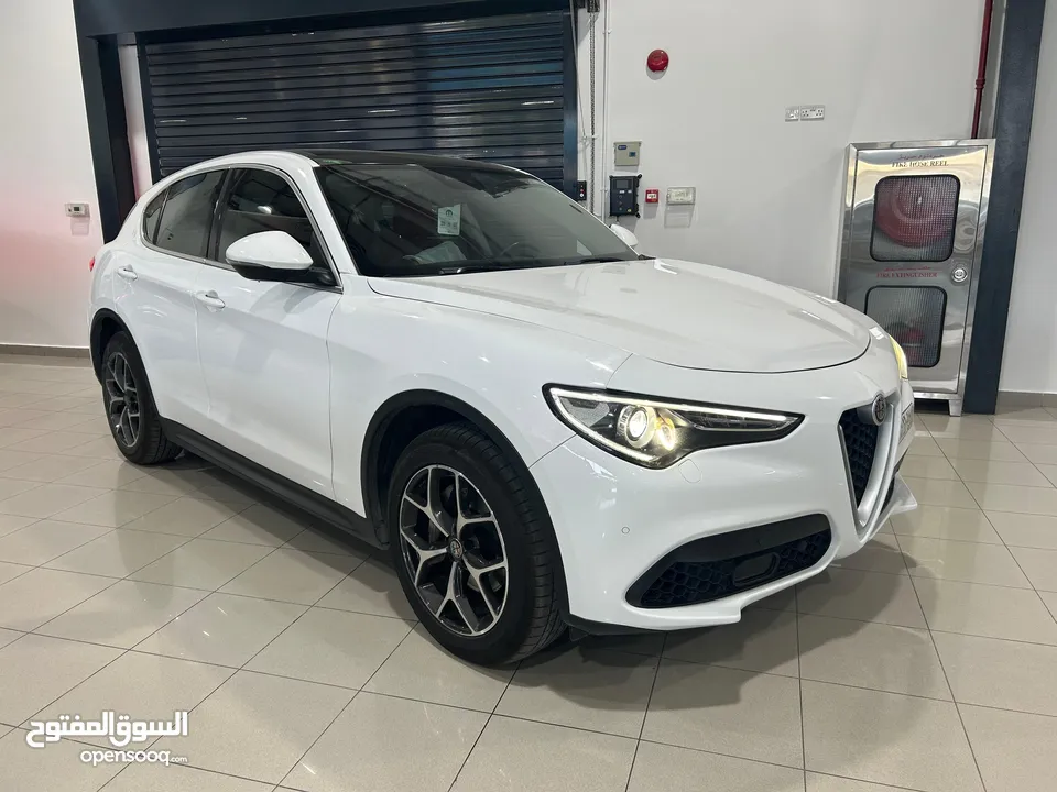 Alfa Romeo Stelvio Super