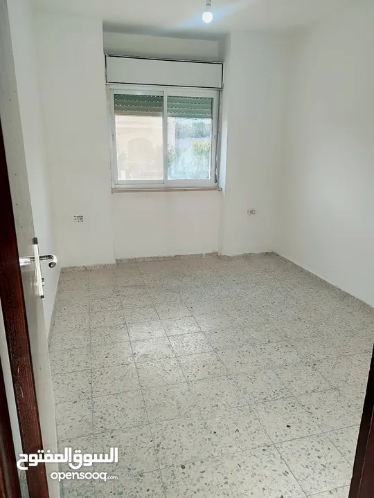 شقه للايجار في عماره النجاح