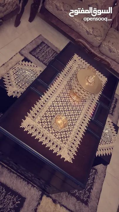 طاوله غرفه ضيوف للبيع شبه جديد