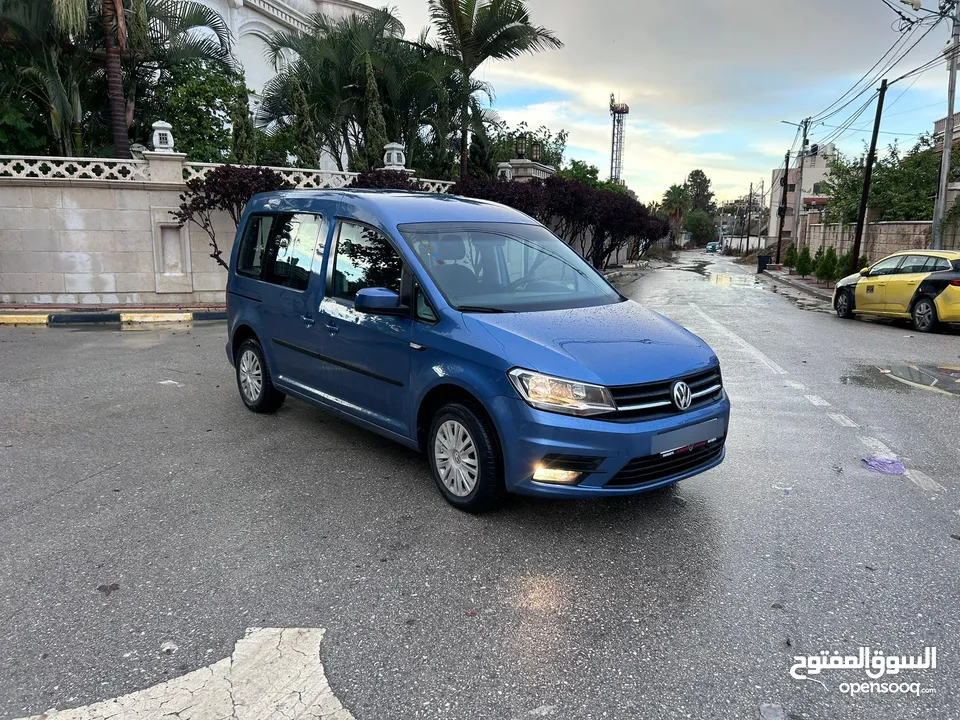 كادي 2018_ماتور2000ديزل _(ركاب 6+1)غيار عادي عداد 110الف _غرفة مبطنة صلاة النبي نخب ومميز من الاخر