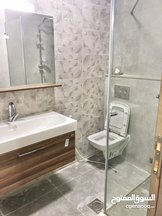 وسط البلد وعفش جديد لم تسكن من قبل