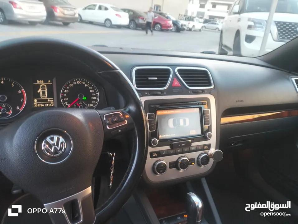 Volkswagen Eos is a compact two-door, four passenger....BHD 3500