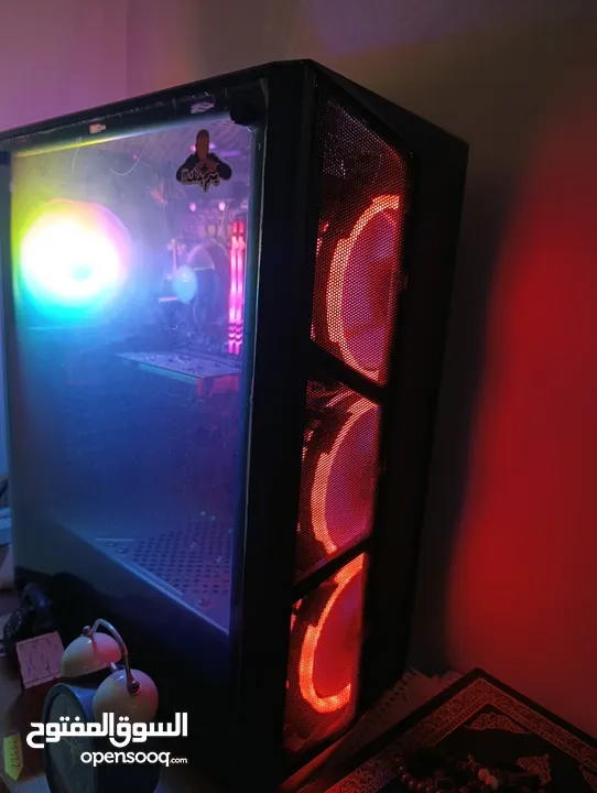 ......................pc gaming   مستعمل لاكن في حالة ممتازة ......................................