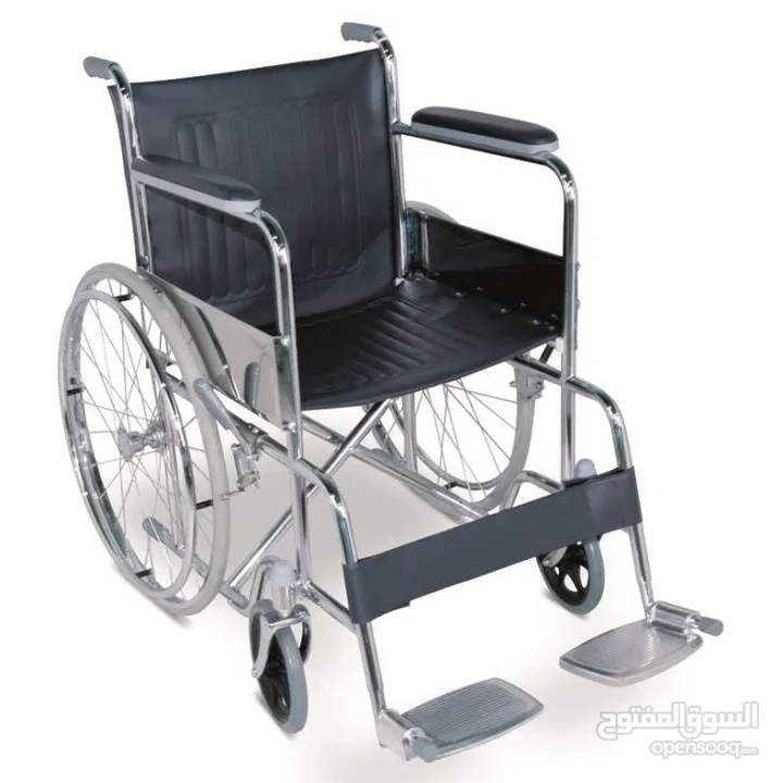 كرسي متحرك لذوي الإحتياجات الخاصة مسند للقدمين كروم كرسي متحرك قابل للطي  هيكل فولاذي ذو قوة عالية م