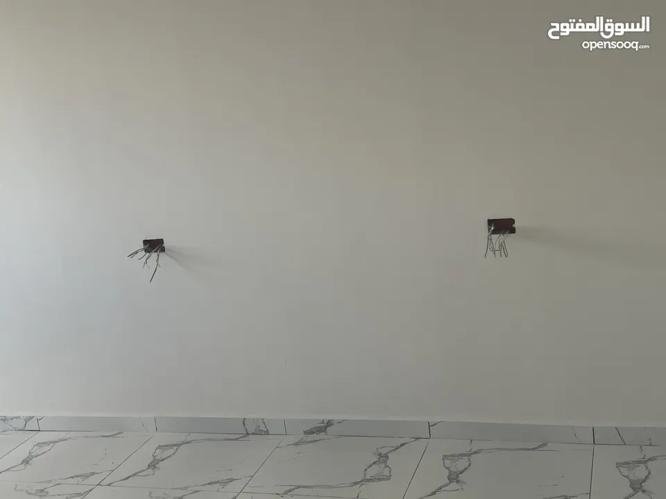 فني كهرباء منزلية  تحت إشراف هندسي