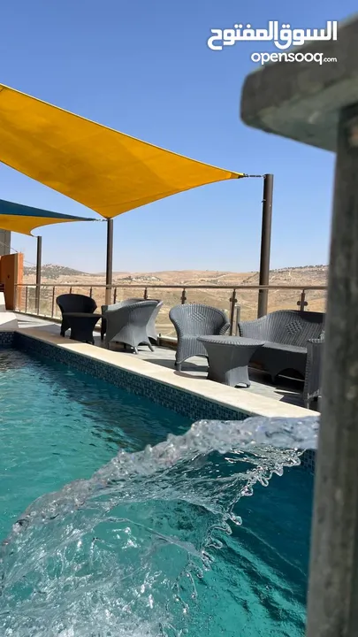 مزرعة وشاليه فيلا طلة الجبل في بيرين للايجار اليومي والاسبوعي والشهري اطلالة ولا بالخيال نتشرف فيكم