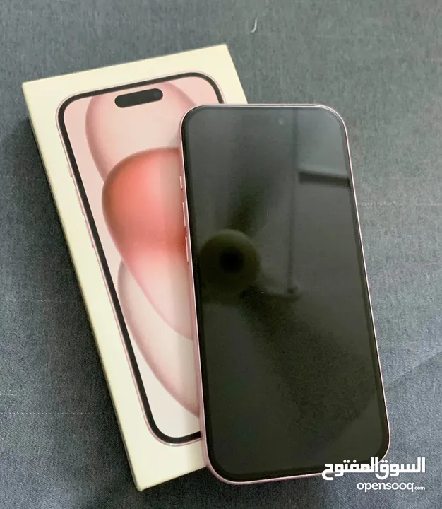 Iphone 15 (color: pink) excellent condition