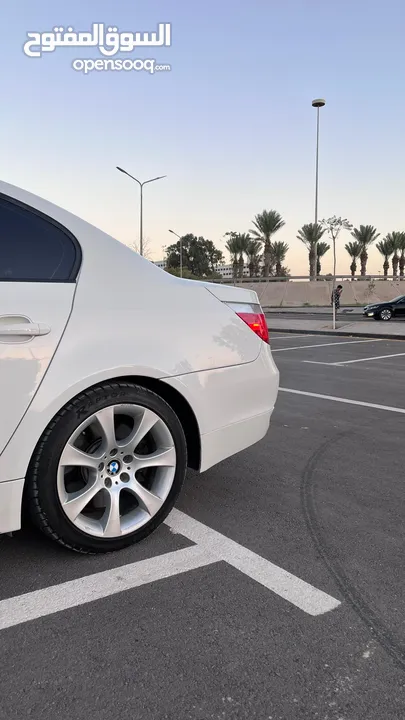 BMW E60 550i