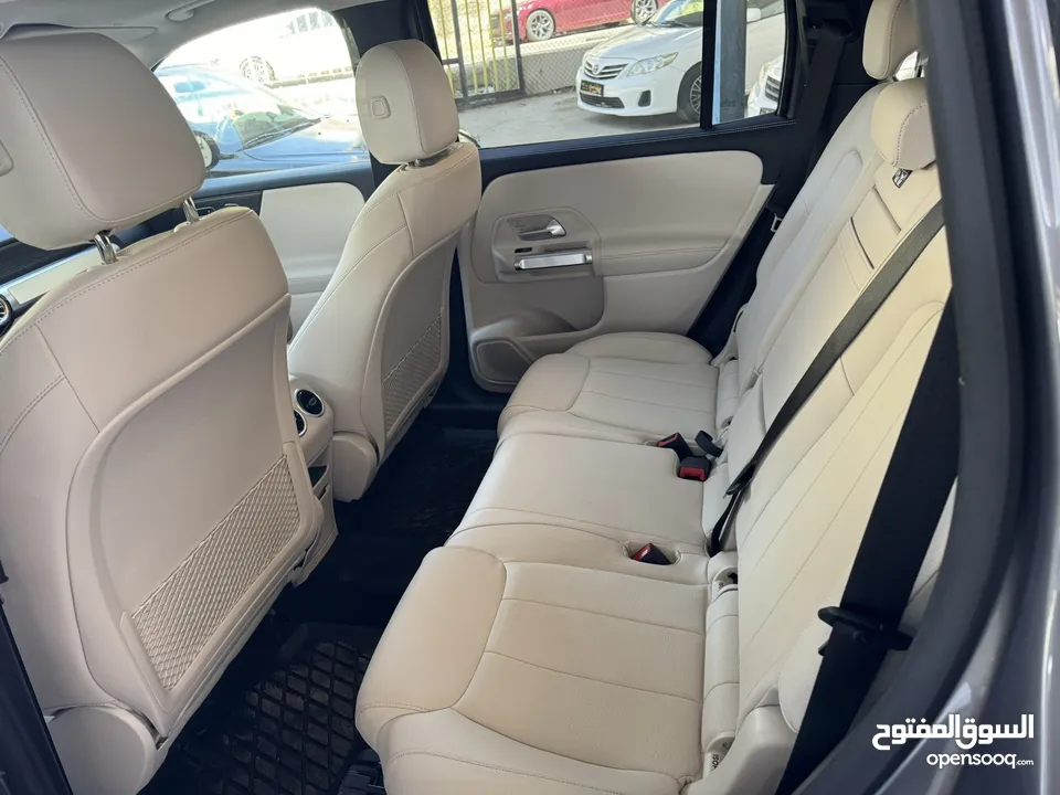 مرسيدس GLB 250 2022 (2000CC TURBO) السعر ( بدون جمرك ) المنطقة الحرة الزرقاء