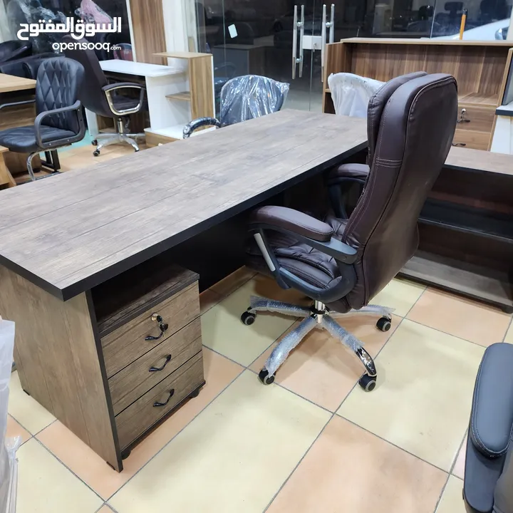 طقم مكتب مدير كامل مع كراسي عدد3 شامل التوصيل والتركيب عمان فقط