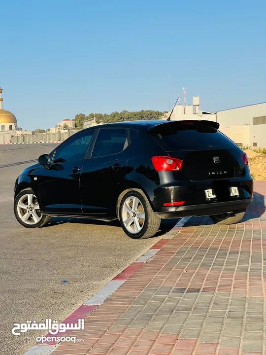 سيت إبيزا 2012  متور 1400c  قير عادي  فحص ممتاز من جميع النواحي