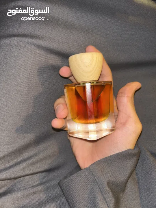 عطر ALTHAIR للجنسين ( حجم 50 مل و 30 مل ) سويتي مستوحى من الثائر من دي مارلي بجودة ممتازه