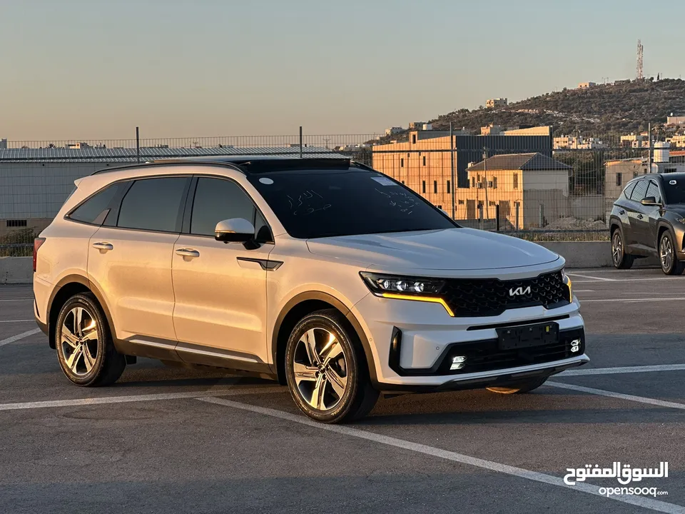 كايا سورينتو 2023 فل الفل  فتحة سقف بانوراما  4x4 ///240Hp بنزين + كهرباء  ( Haybrid) 1600cc