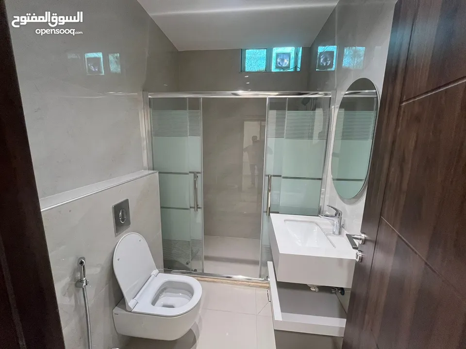 شقة 4 نوم مع مسبح للايجار ( Property 39164 )-175034641