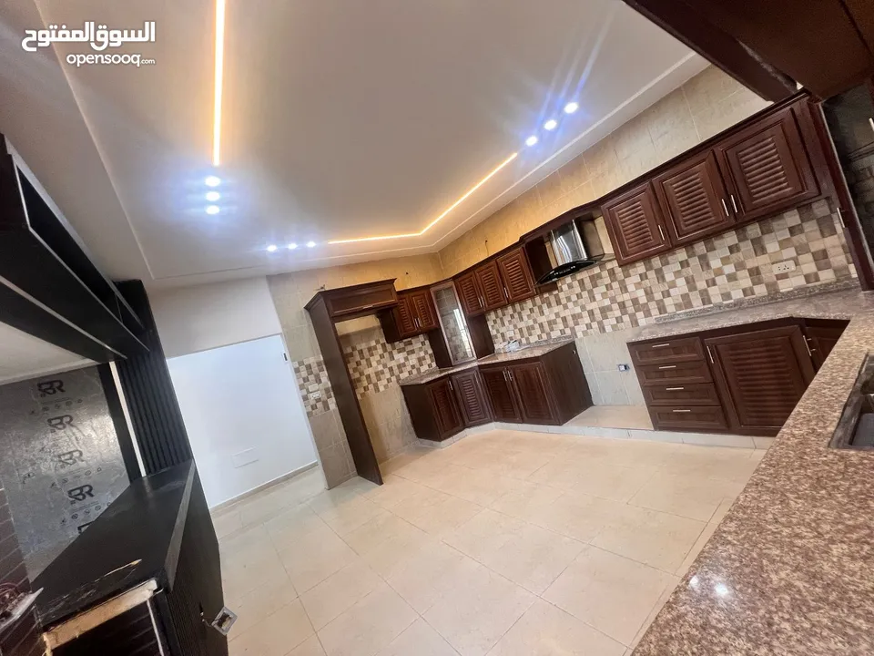 شقة فاخرة للإيجار
