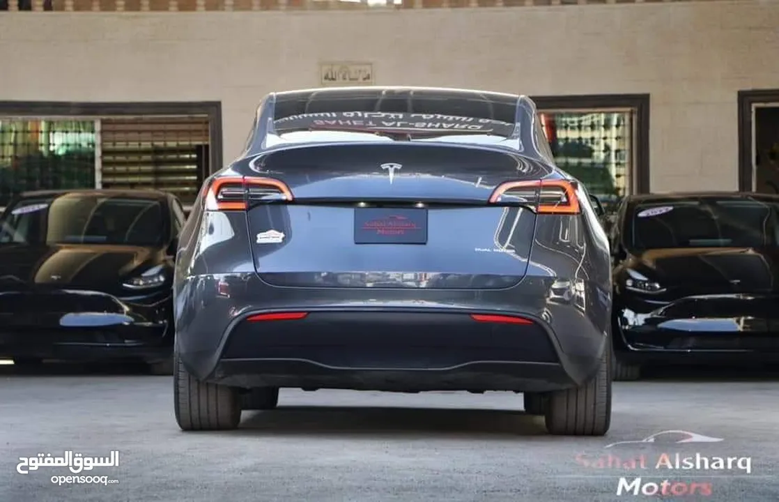 Tesla model y 2023 long range Dual motor