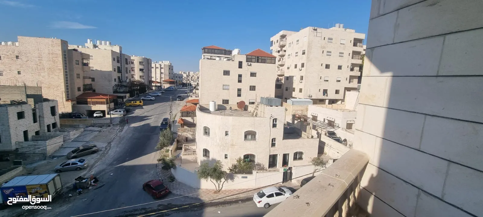 شقة مميزة للبيع في عمان ام نوارة ضاحية الفاروق من المالك مباشرة لم تسكن