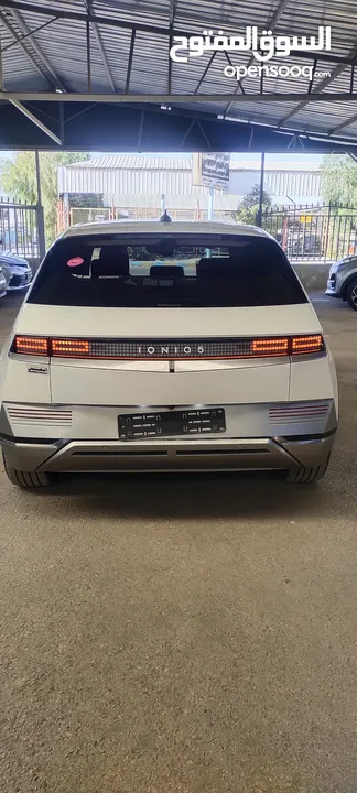 أيونيك 5 هيونداي كهربائية موديل 2022 مجمركة دفع رباعي AWD فل الفل مع بانوراما للبيع مواصفات أوروبية