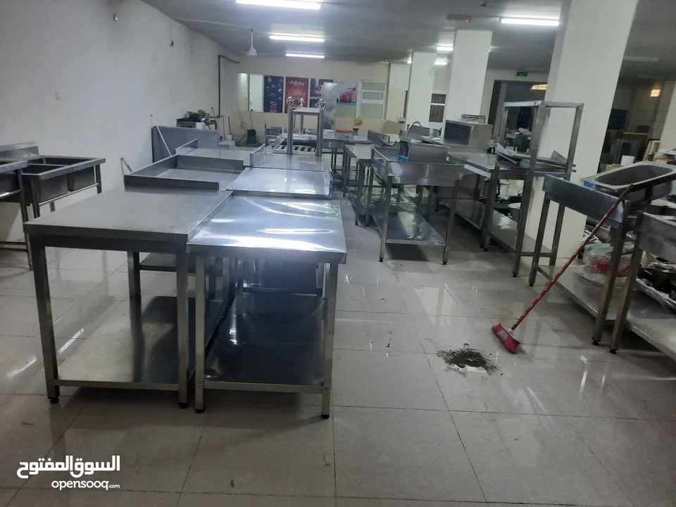 البيع ادوات المطاعم او المقاهي مستعمل أو جديدة  Rasturant equipment for sale used and new