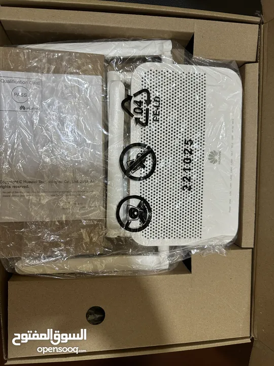 New Huawei echolife fiber optic router