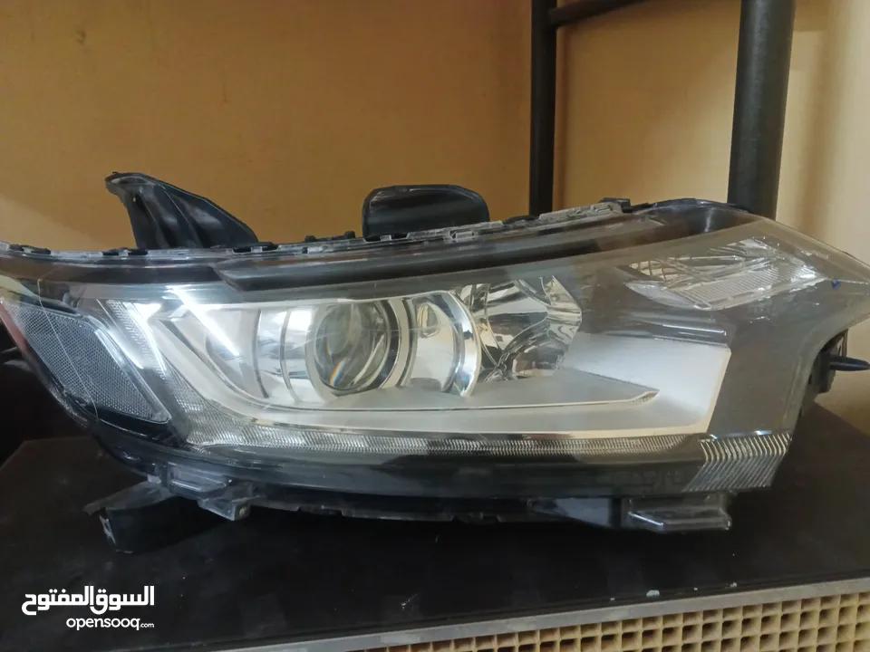 ضوء اوتلاندر للبيع مع كشاف
