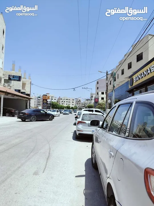 محل للايجار - مقابل مجمع المحاكم في طولكرم  - بين بنك فلسطين الإدارة و مطعم كزودة