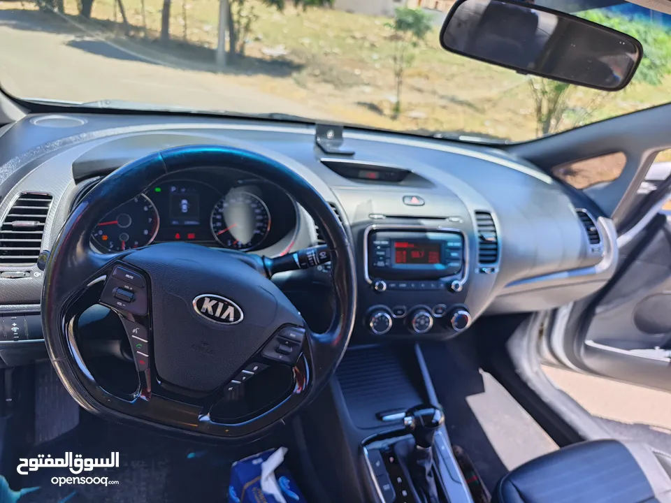 كيا 3 2018فحص كامل بسعر مغري رجاء عدم تفواض وترن وتحرج حالك10100فقط