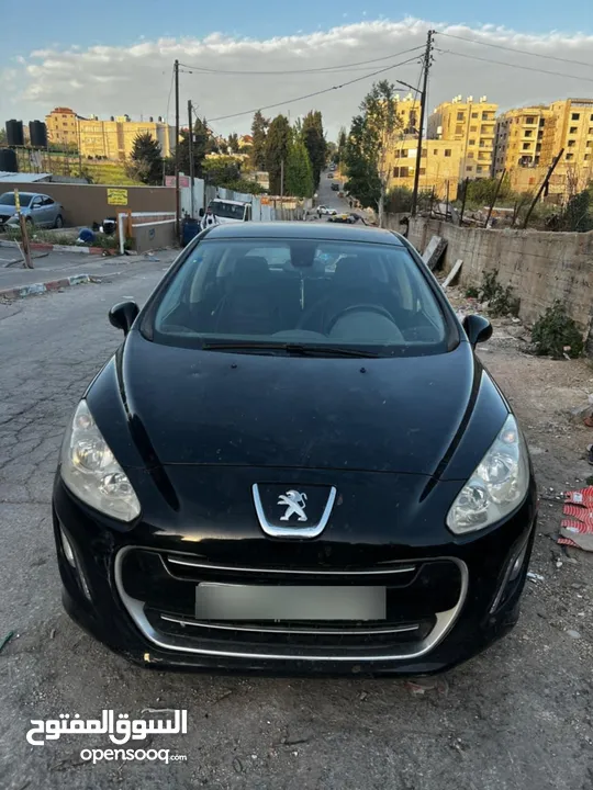 سيارة بيجو