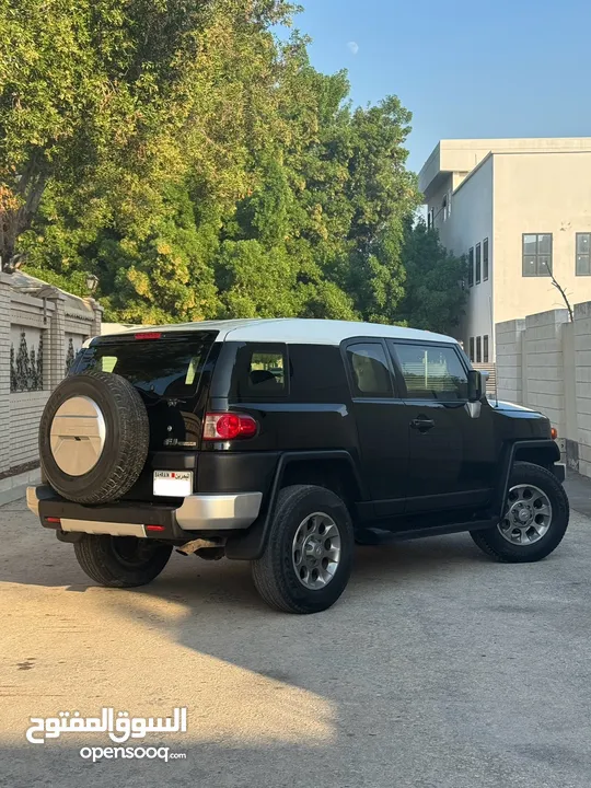 TOYOTA FJ CRUISER 2013 (EXCELLENT CONDITION)