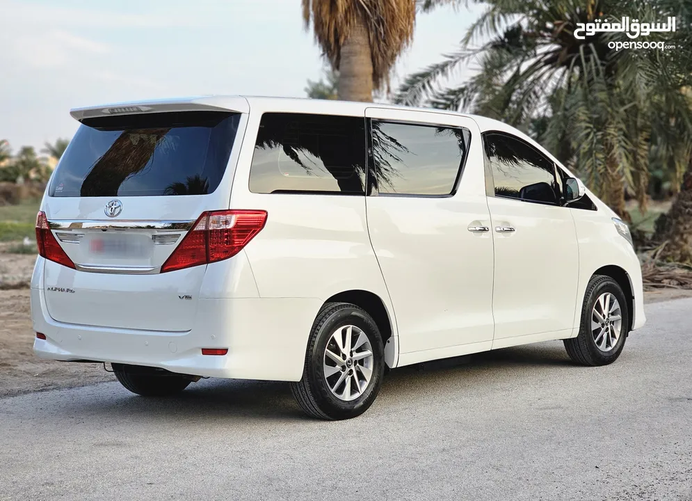 2015 Toyota Alphard V6 luxury edition