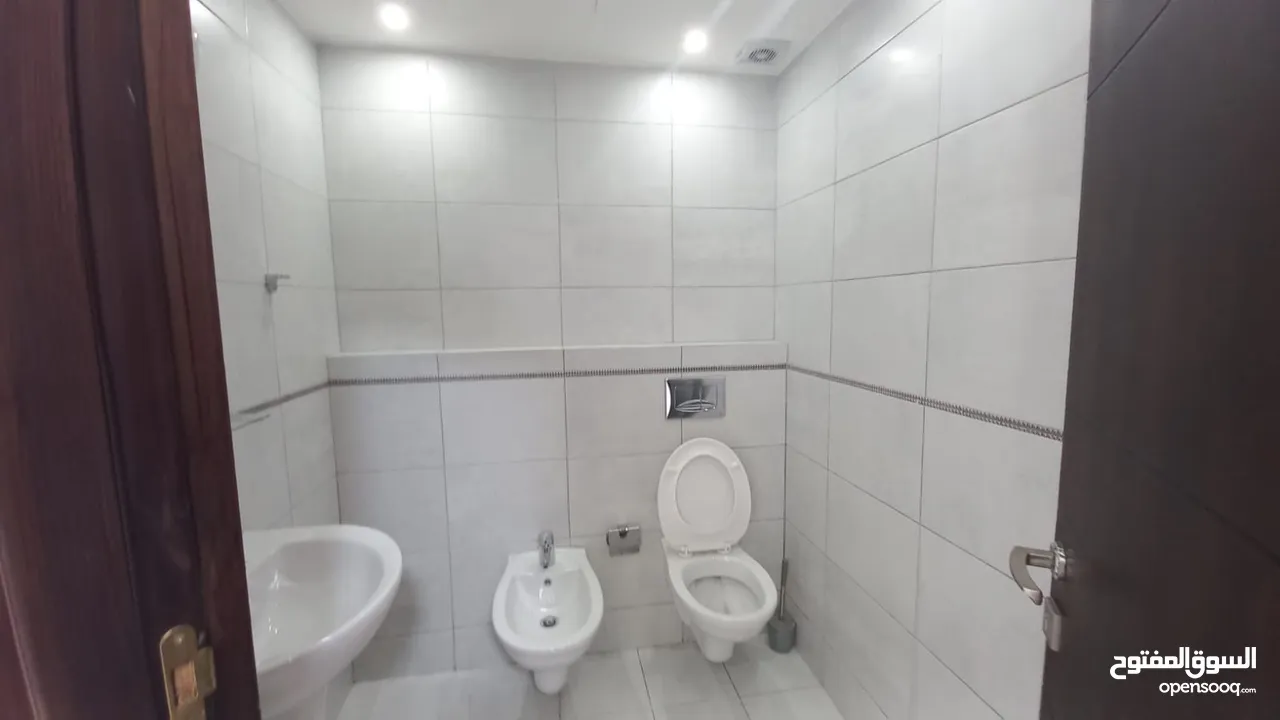 semi furnished apartment for rent abdoun  ( Property 39066 )-174813181