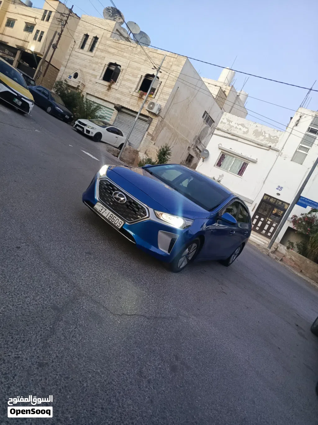 Hyundai Ioniq Standard