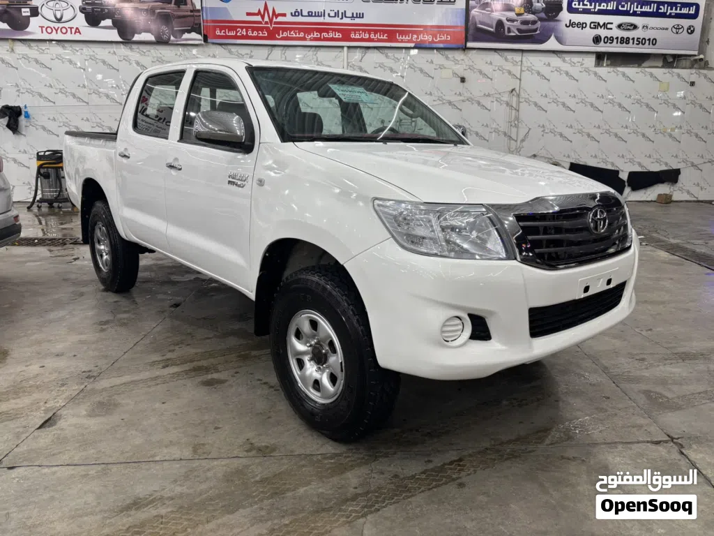Toyota Hilux DLX