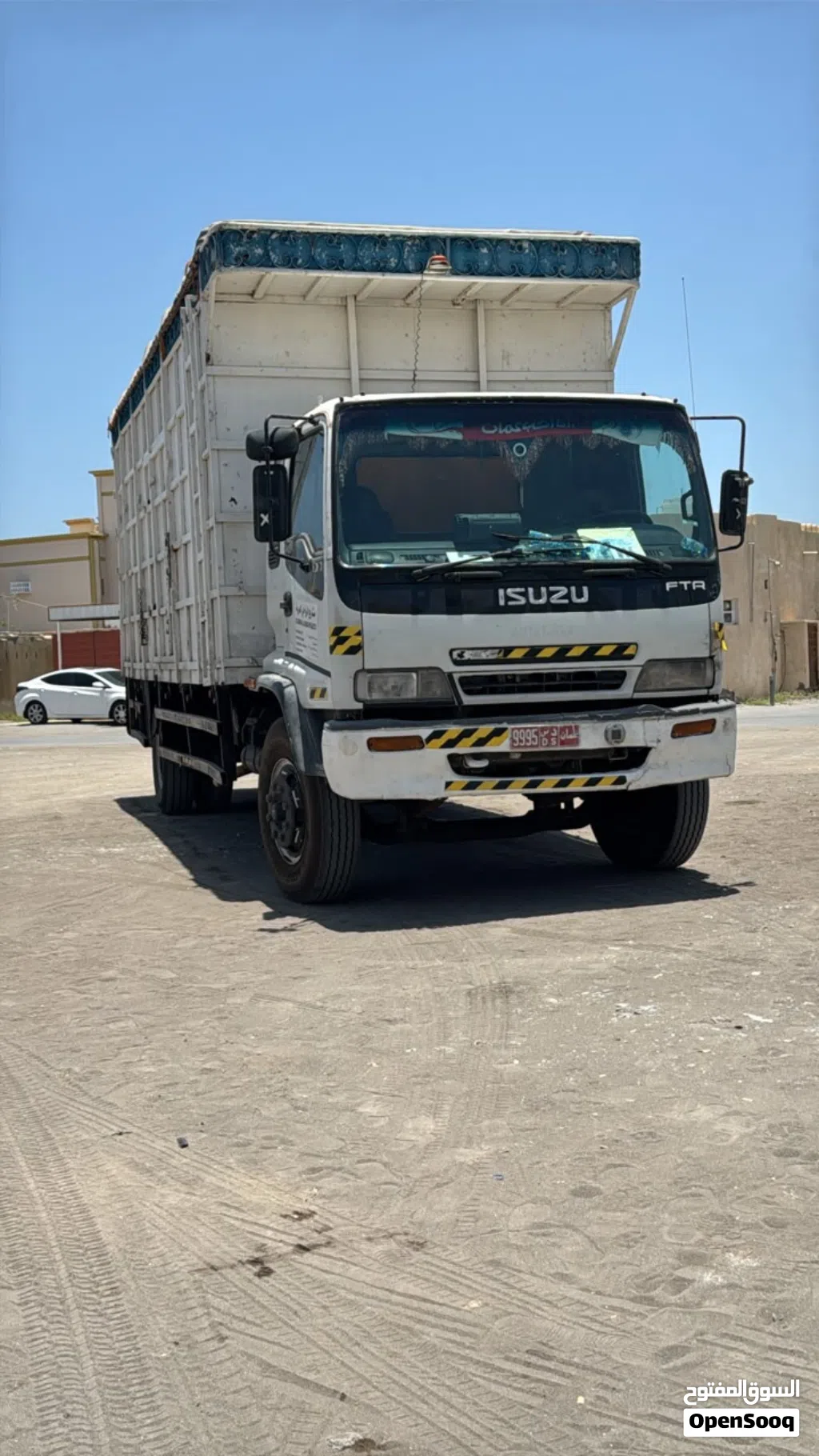 Isuzu truck 2009 model 100% genuine engine