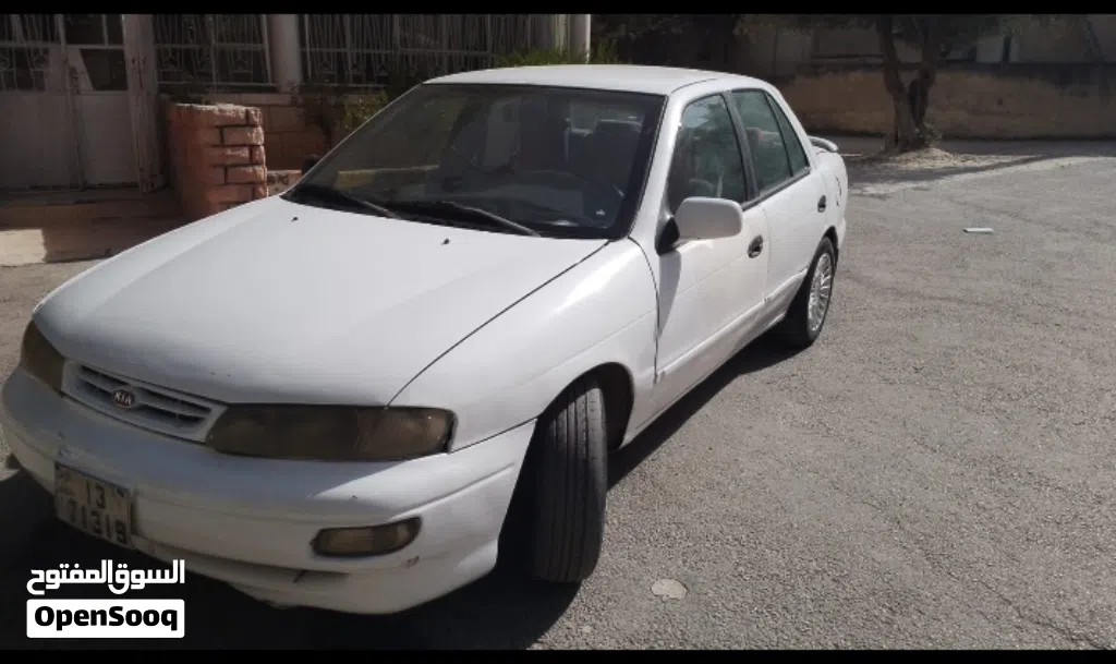 Kia Sephia 1