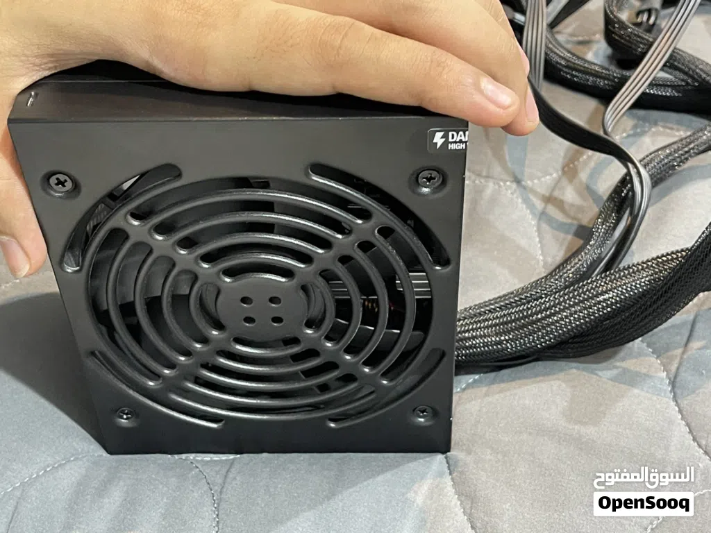 باور سبلاي كورسير Corsair CX650 واط - أخو الجديد ونظيف جداً