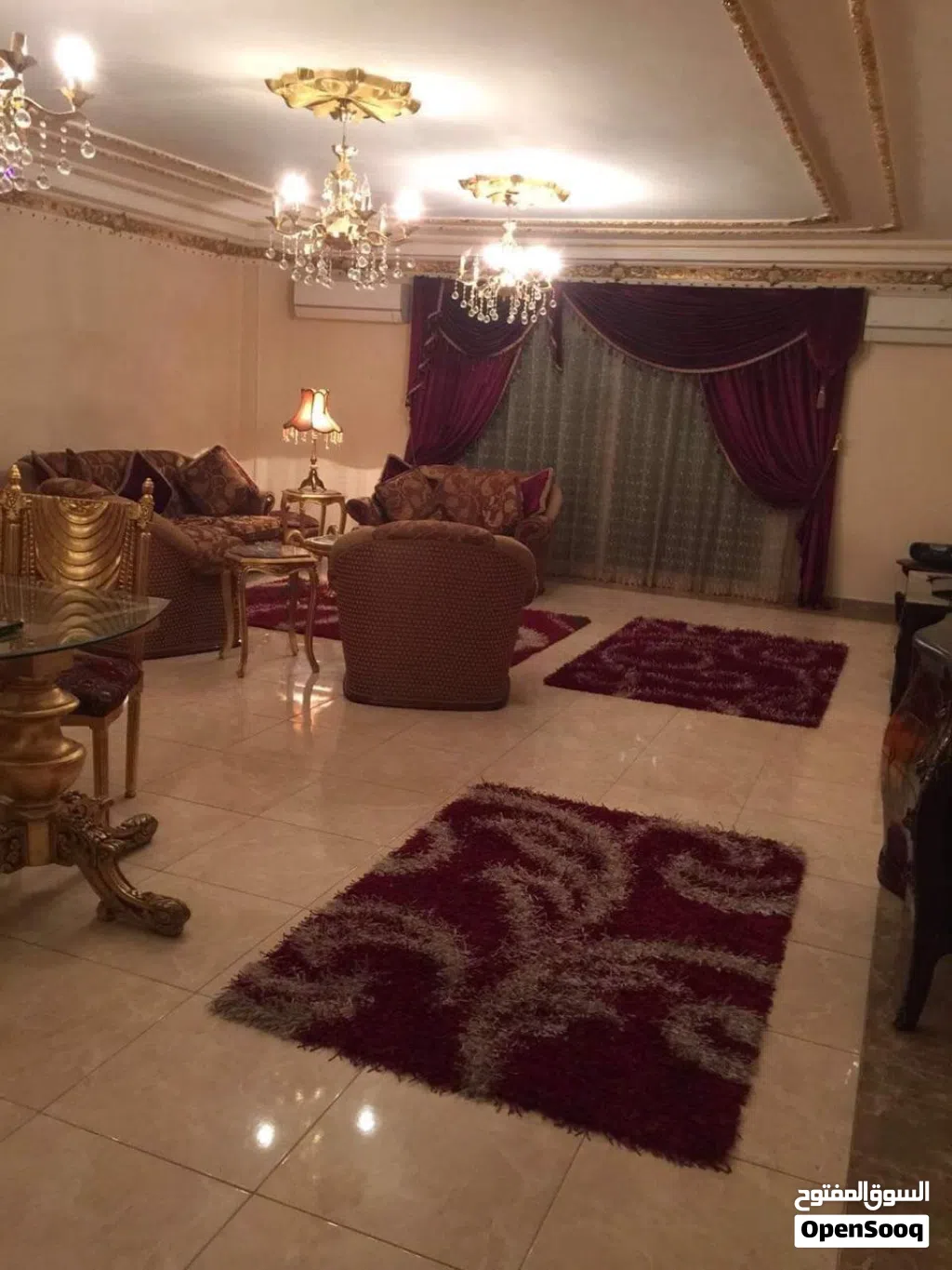 لاصحاب الفخامه للبيع شقه 250 متر مربع نادي الصيد الدقي ثلاث غرف ثلاثه حمام الدور الخامس مكان للسياره