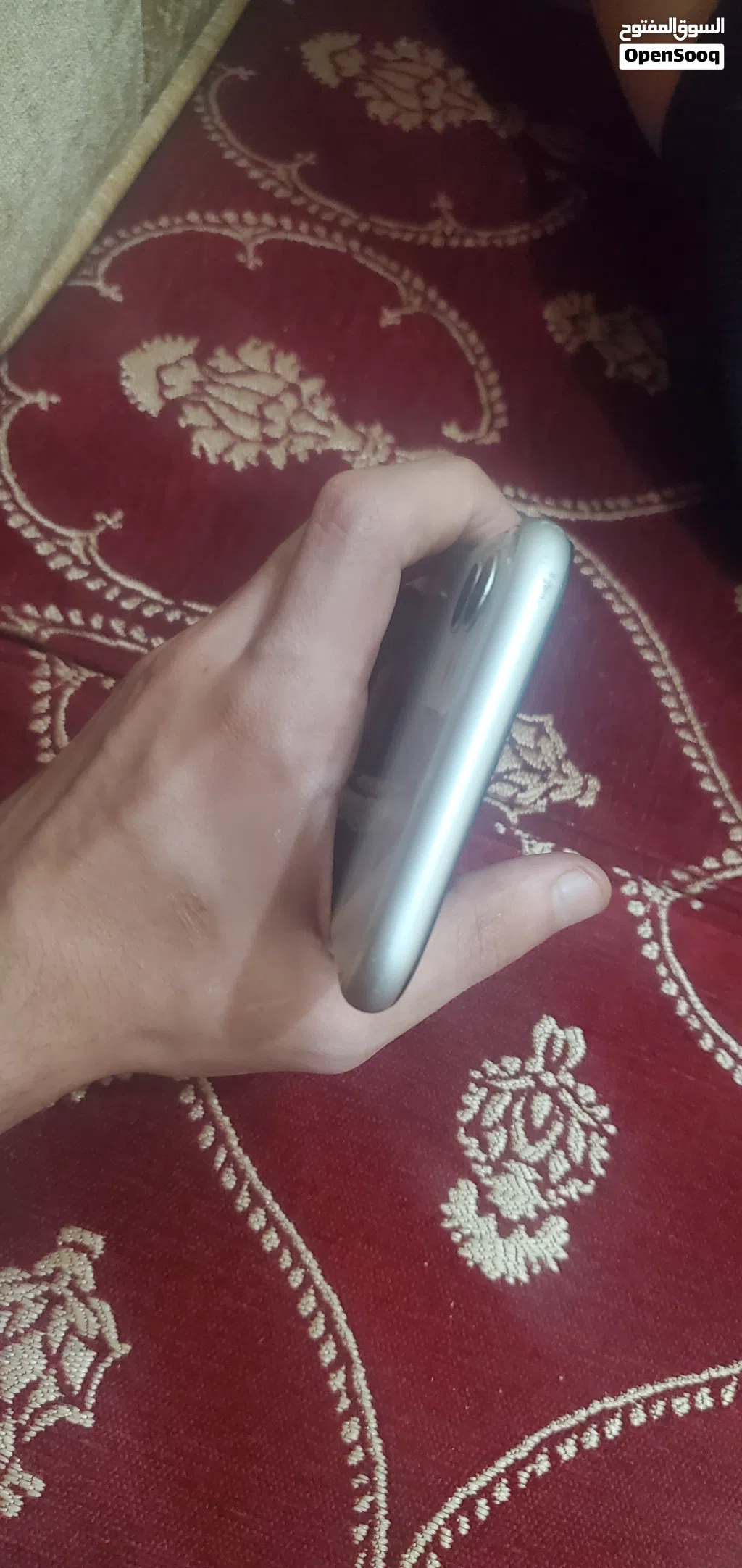 ايفون 11 العادي ب 30 الف عرطه جدا