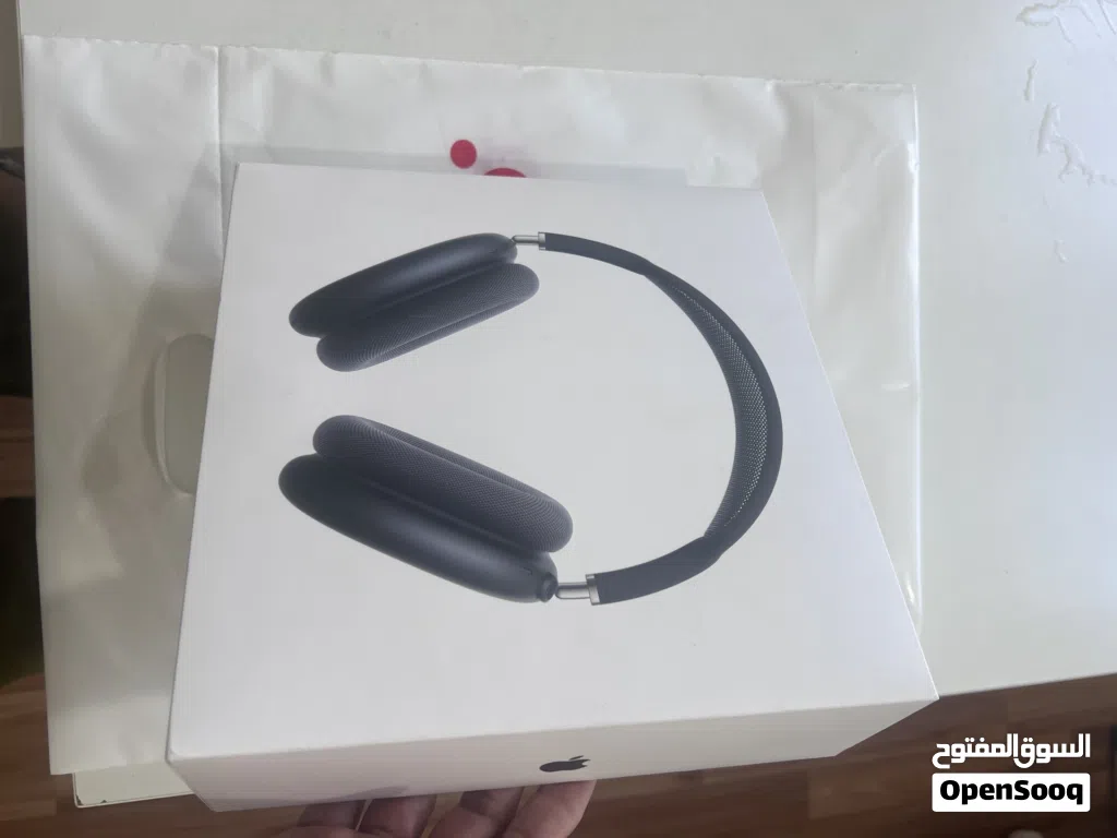 Airpod Max with smart case USB C Model. Brand New. Box Not open