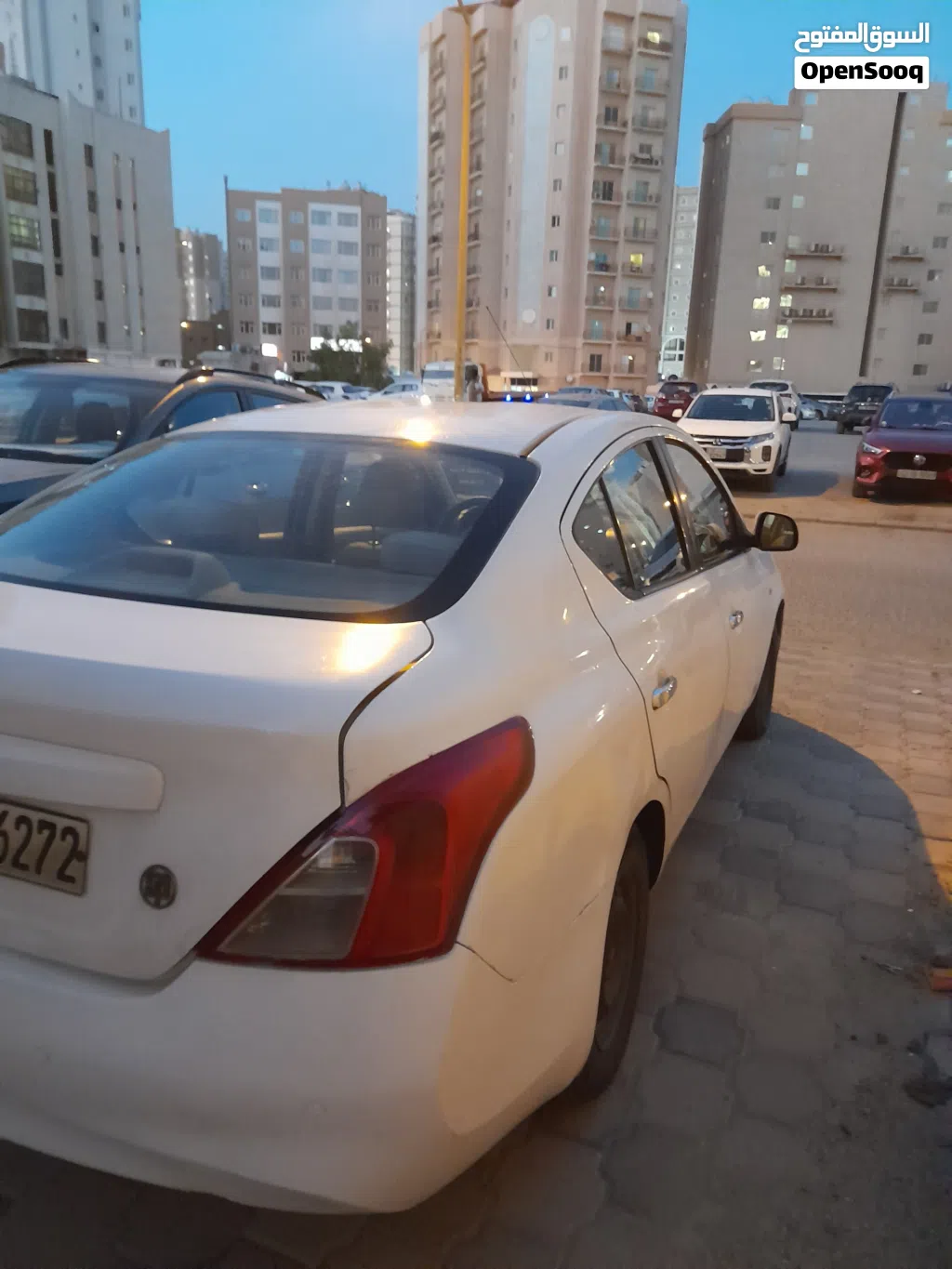 نيسان صني Standard