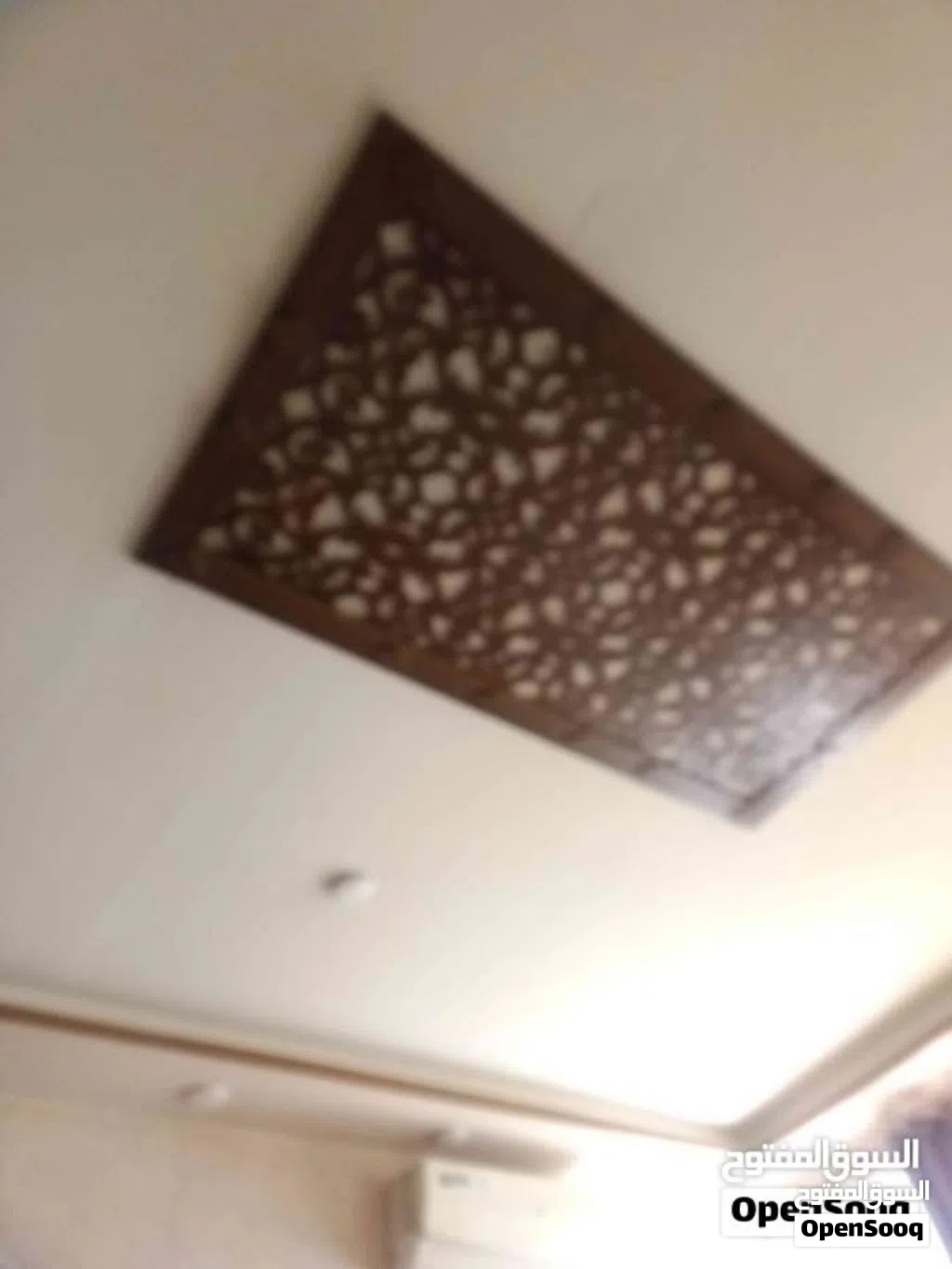بيت طابقين تلات شقق للبيع الشقق مساحات مختلفه الأرض 500 متر البناء قديم لكن في حاله جيده ومعمول صيان