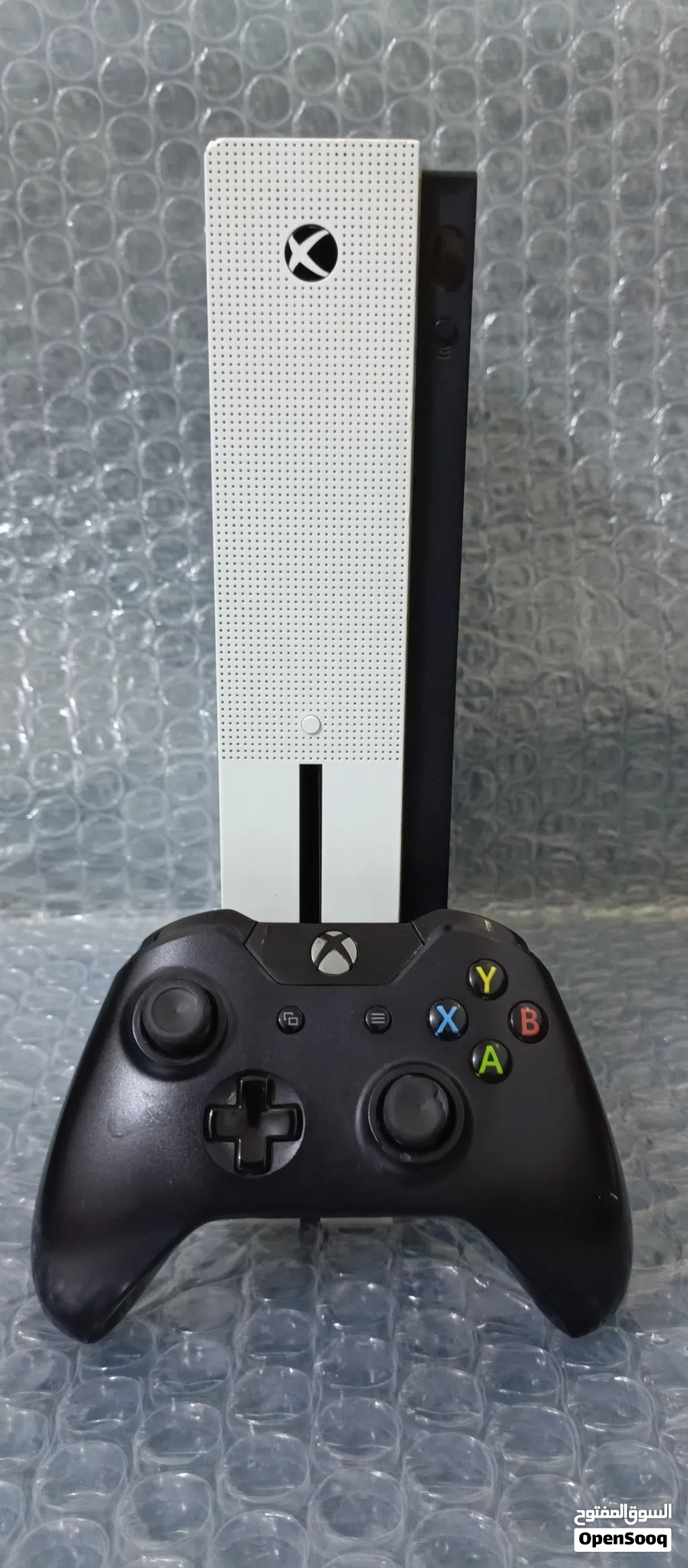 جهاز Xbox one s 500GB نظيف جدا 100% للبيع