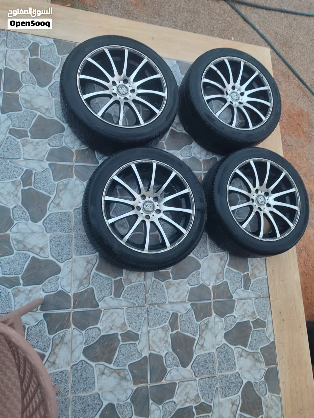 سيريا قومات