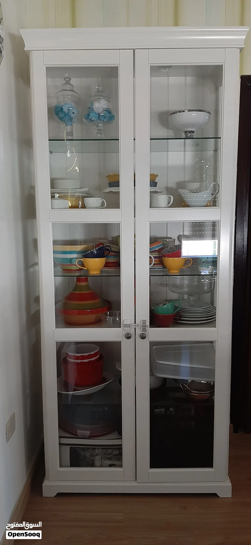 White Display Cabinet