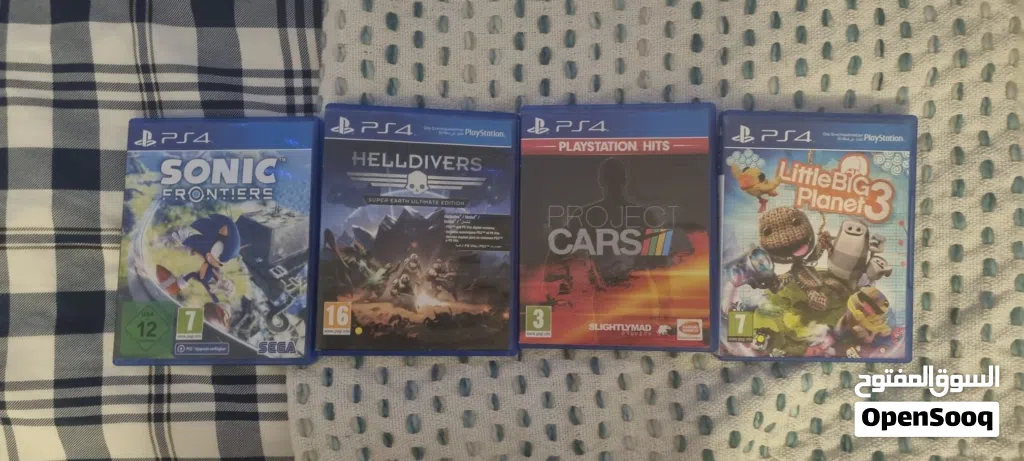 (VERY URGENT SALE) 4 ps4 games in good condition for sale