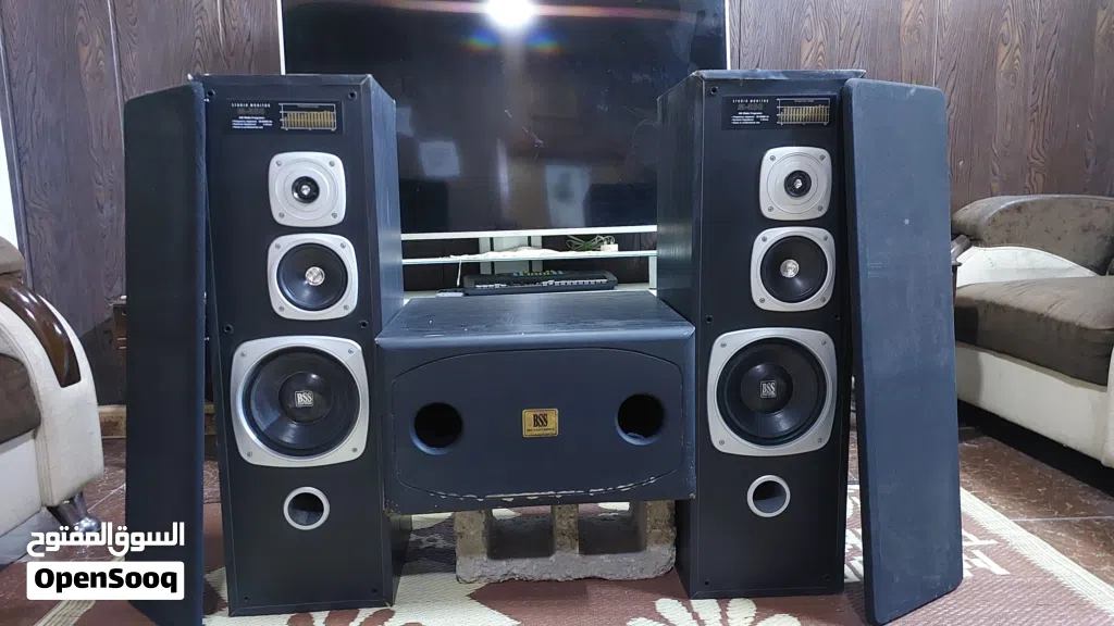 جهاز سستم سماعات ومضخم نوع BSS اوربي المنشأ 3قطع للبيع والتفاصيل في الصور