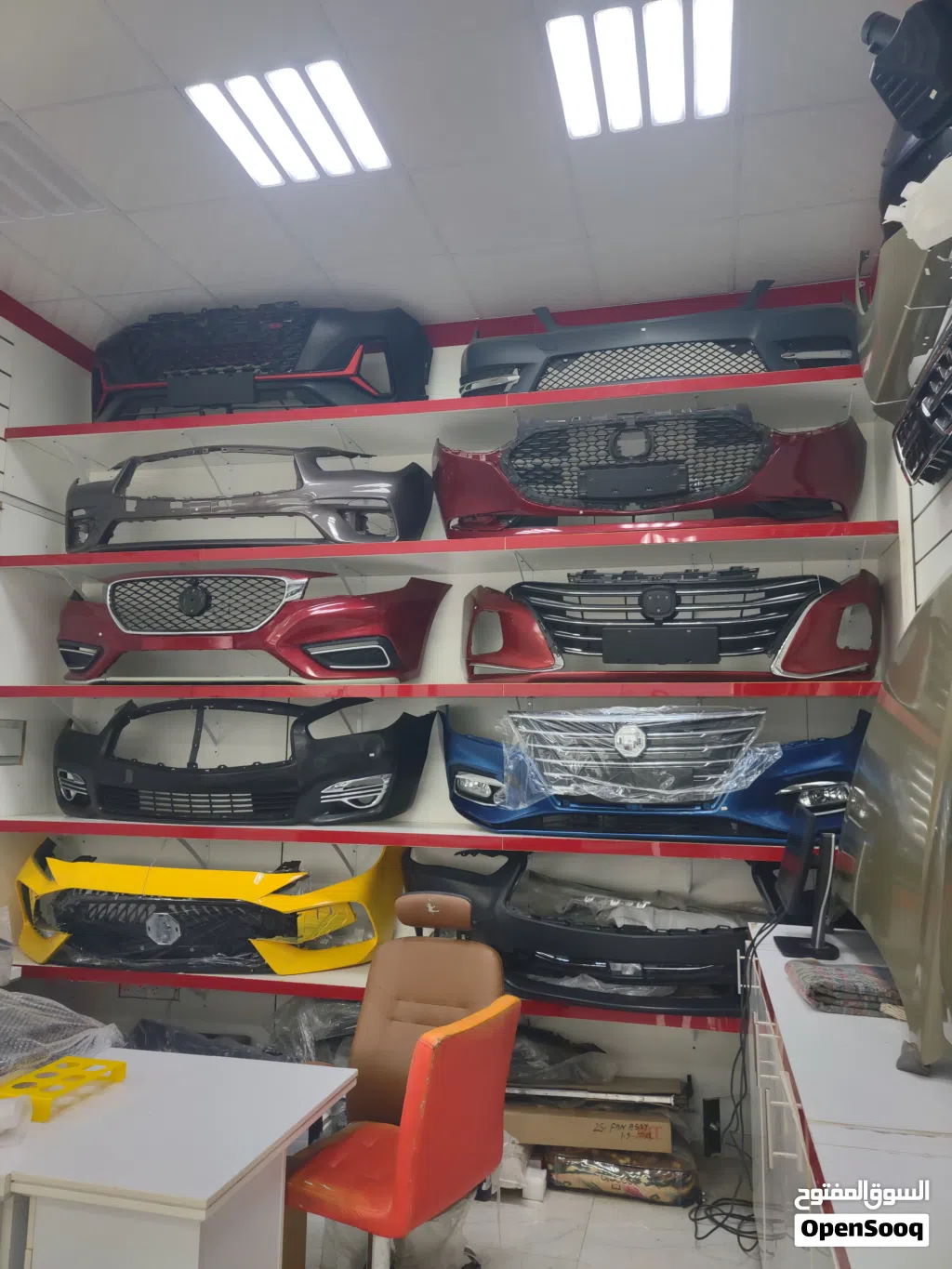 قطع غيار السيارات الصينية متوفرة